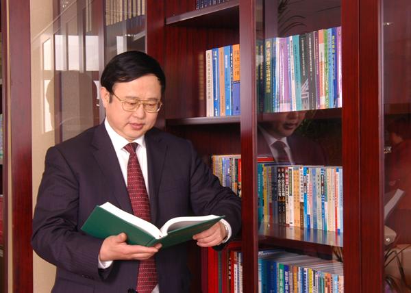 权威公布！西安建筑科技大学2位校友当选中国工程院院士