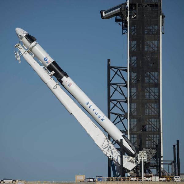 SpaceX公司猎鹰9号和载人龙飞船发射任务推迟股权激励方案