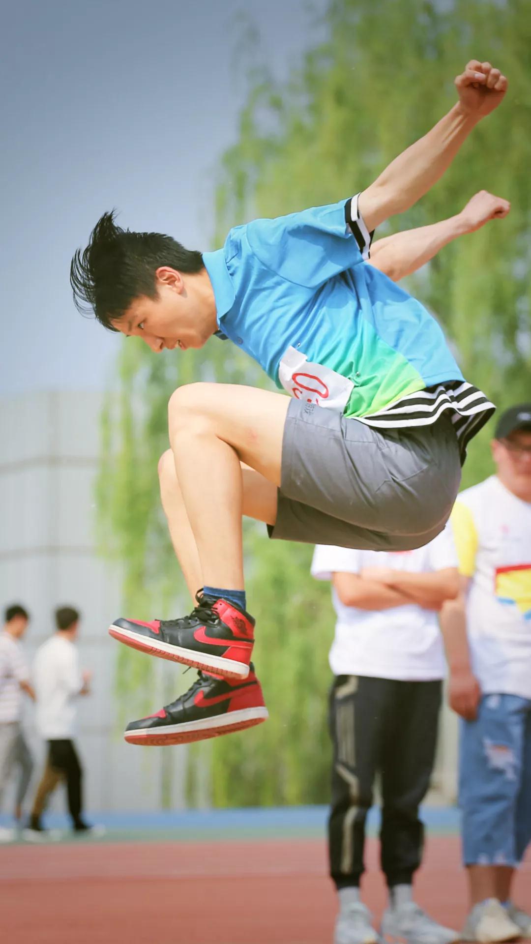 9a52789d8ea8ae75710bce2e73481c58.jpg
