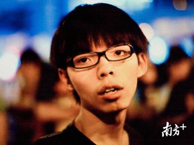 黄之锋等12名乱港分子被取消立法会参选资格（最新发布）