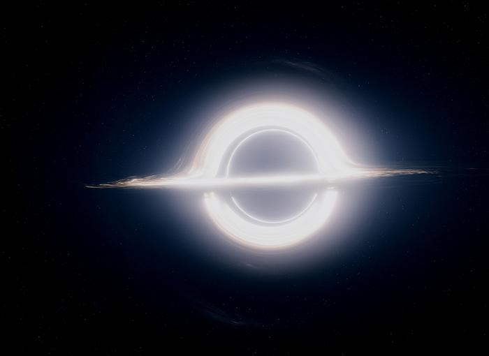 《星际穿越》在大银幕首现虫洞与黑洞震撼画面