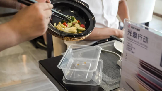 菜以后,我们即使想多点上几份,也不怕吃不完浪费了,还是很契合光盘