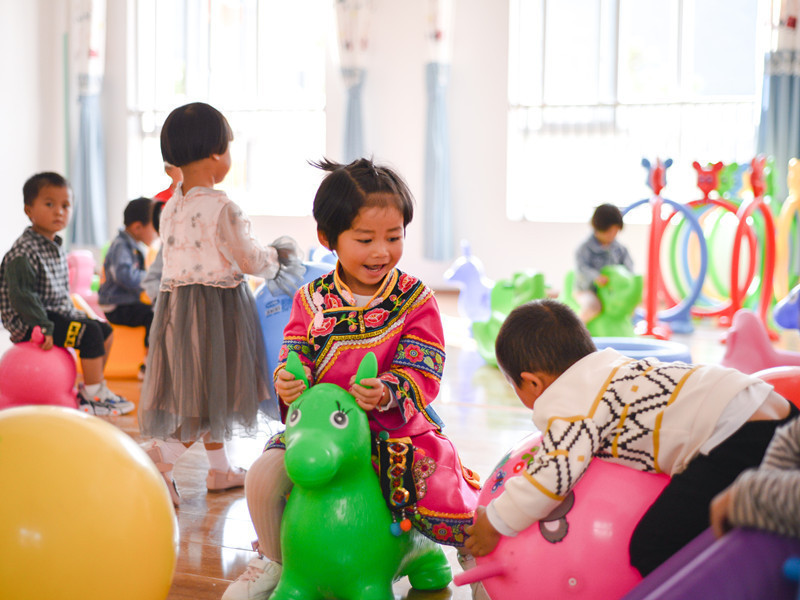 Futang community kindergarten, children of all nationalities grow up happy (1) .jpg?  X-oss-process = style / w10