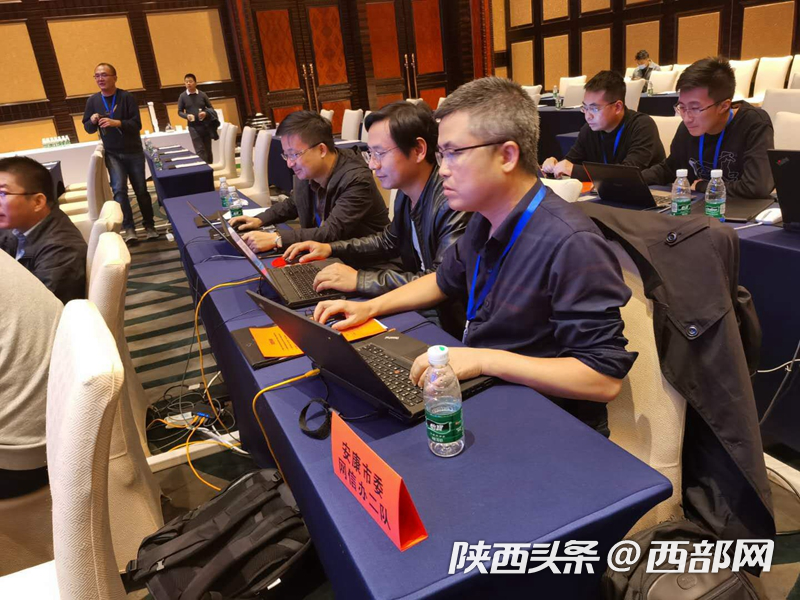 正在上传... b2324bcf96186506fd5ce39afb3f17dc.png