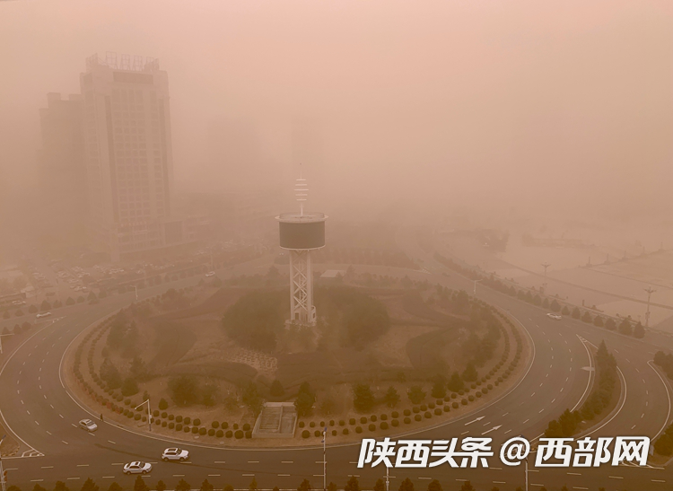 58fa15a622f404e302f8d57ee57f3eb1.png