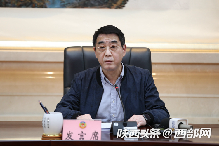 正在上传... 3a2d90cc96235399cafc65d5c90a8c43.png