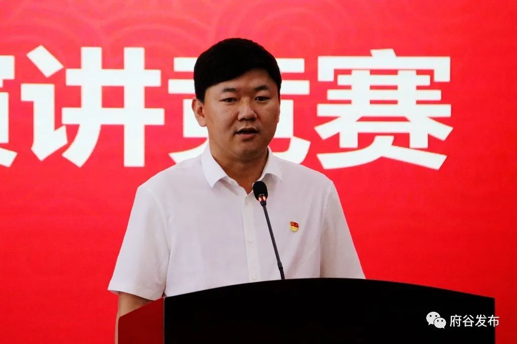 府谷县10名基层干部公开竞选镇长人选