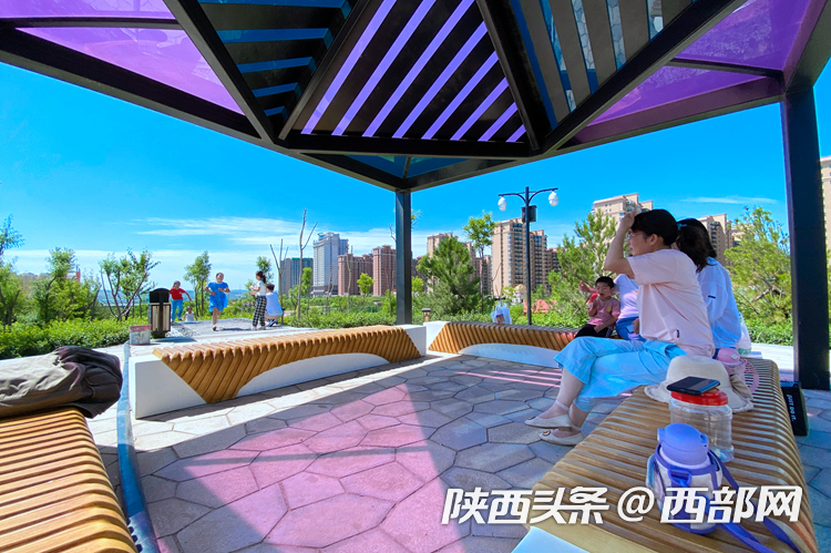 9c021e94e8cc829bea3c82818258ecbc.png
