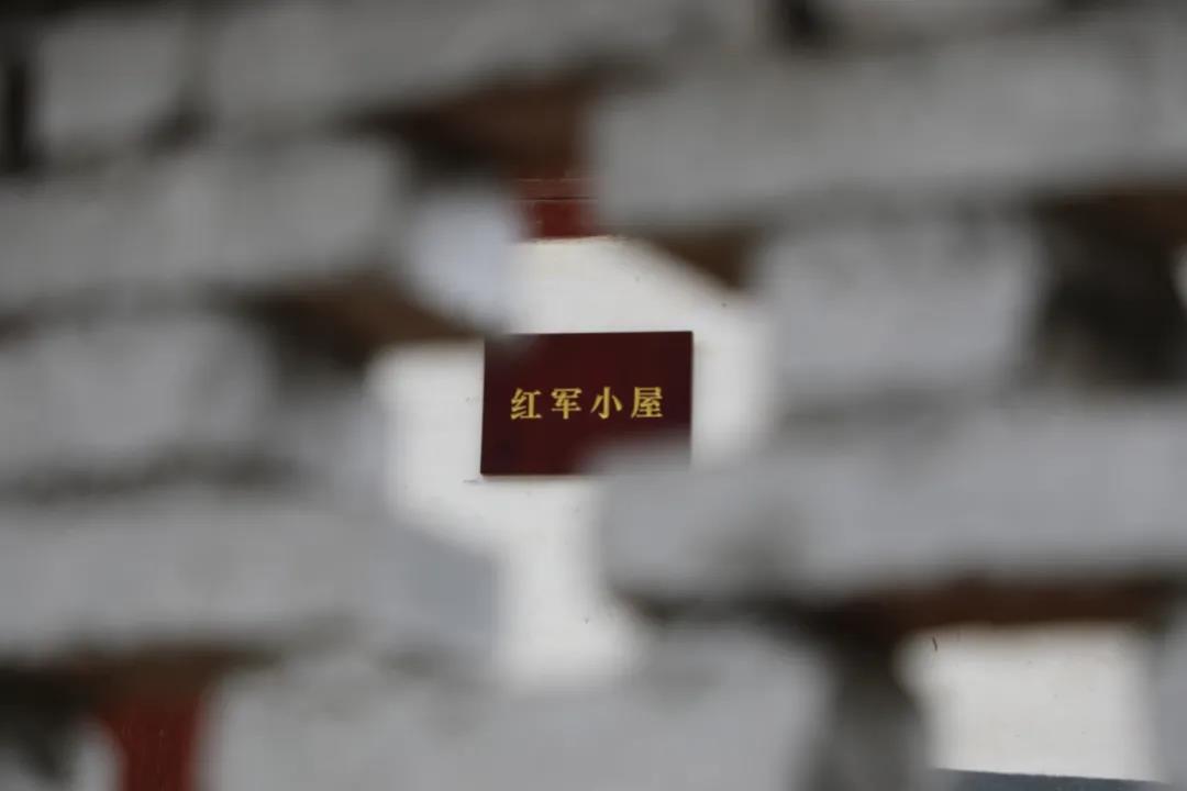 ee8935577eca1711bde62649200e016a.jpeg