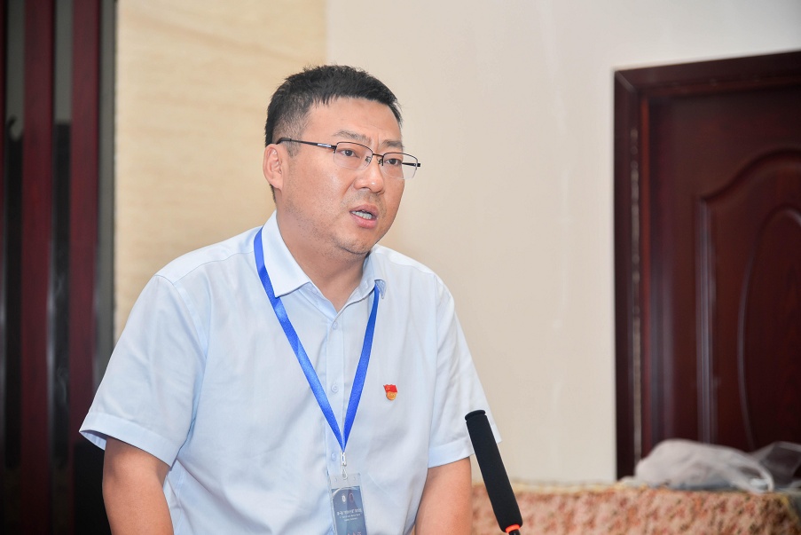 第一届“可控中子源”学术论坛在我校成功举办！