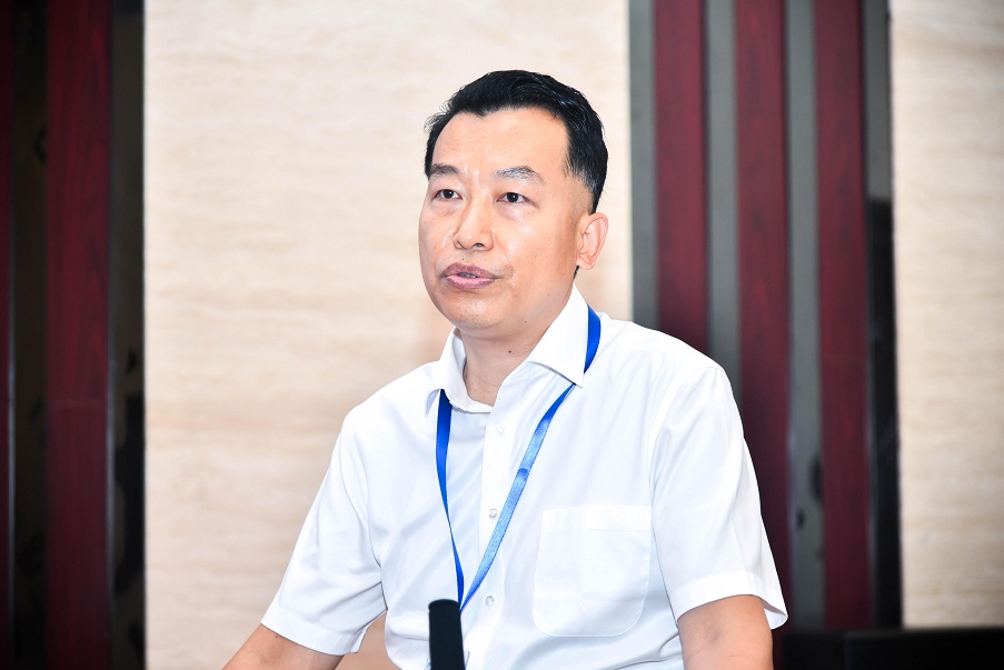第一届“可控中子源”学术论坛在我校成功举办！