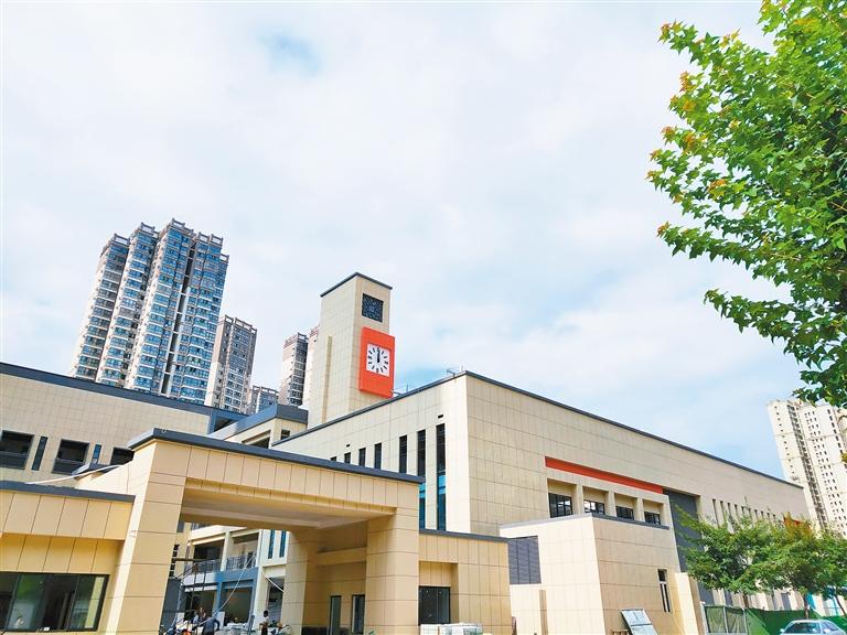 新学校配置旧课桌不走寻常路的背后是用心安排 - 西部网(陕西新闻网)