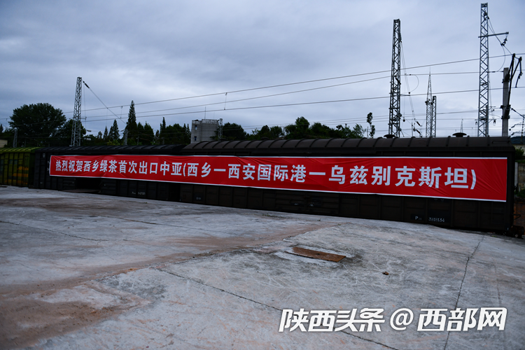 f356fba74f42cc44b7b7e954ace1a08d.png