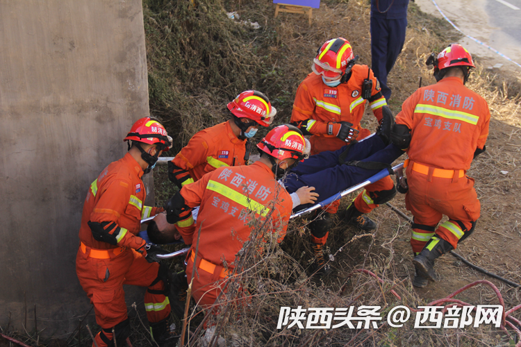 正在上传... 0162cc0baae01a0f4e04e53c51bf1056.png