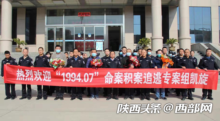 正在上传... 192fe57659a9f10bc53f913bd0765f31.png