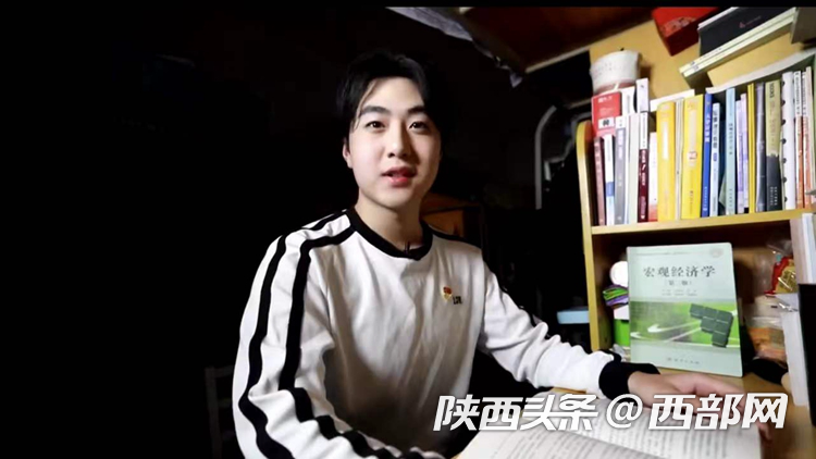 正在上传... 06a0e01a0253dccd3ce7c7c8a5cb30f5.png