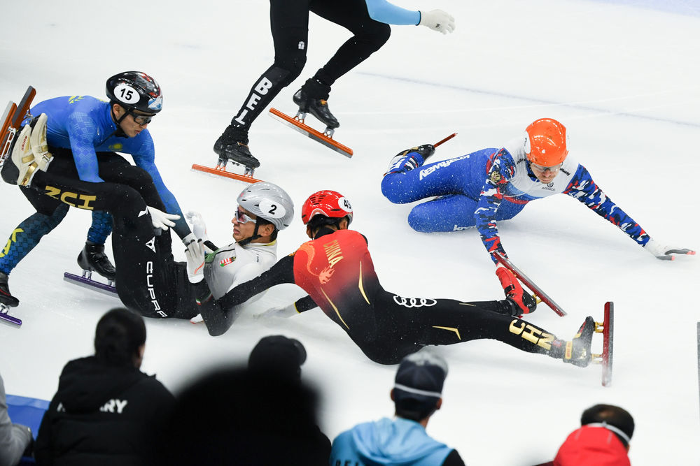 冬奥你知道吗短道速滑什么样的动作会被判犯规