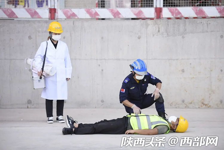 正在上传... 8563f5d94599a2b84404db248ea365ae.png