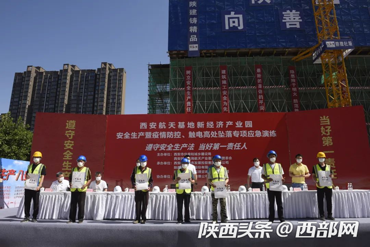 正在上传... cc574233a585e2cf08e37a44ed685e8c.png