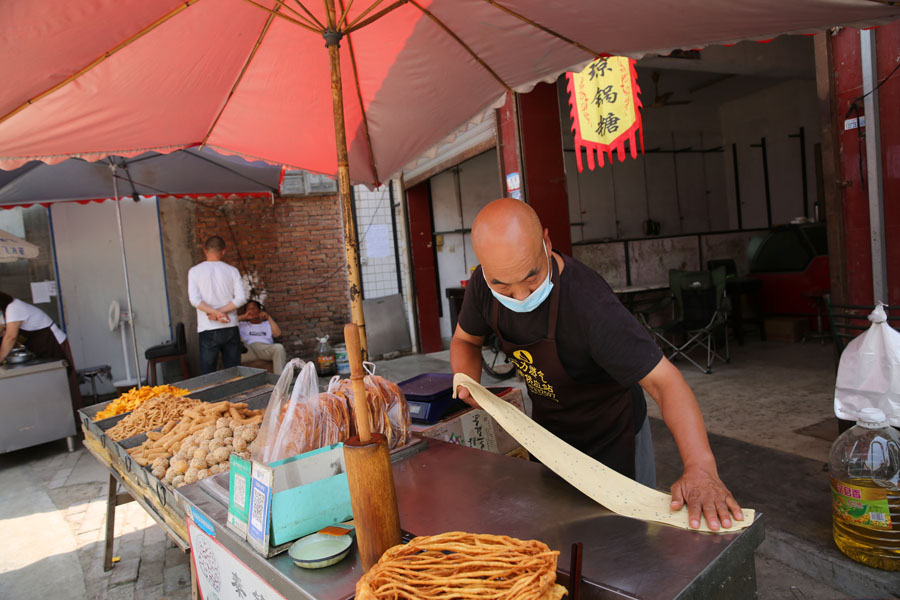 琼锅糖、蓼花糖…… 在秦镇找到了传统的儿时味道
