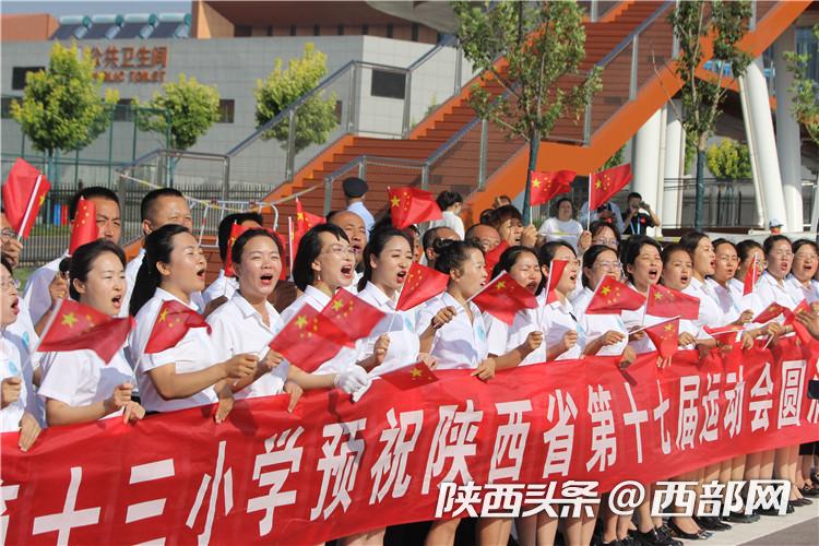 正在上传... c8ef3dfcb20b33e132ad9c7b7fff8228.jpg