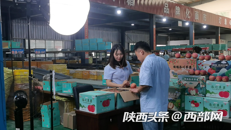 0305ab9fee66f4426eb95441cb475d5c.png
