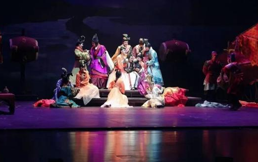 第八届丝绸之路国际艺术节在西安开幕