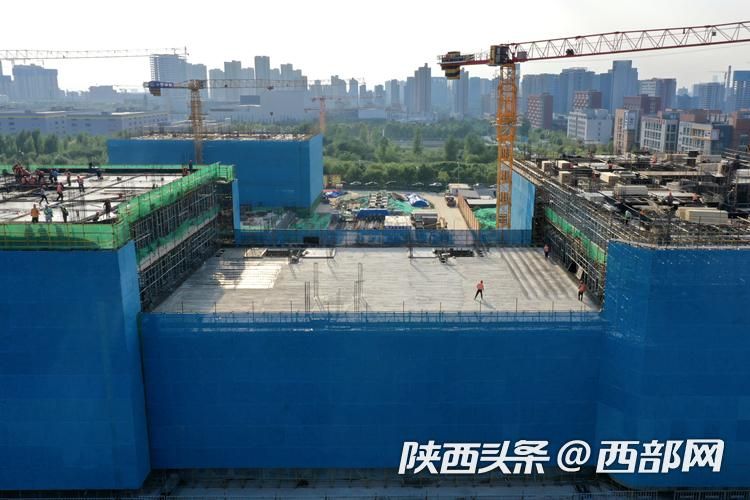 正在上传... 17857a4b33558439bca4f9f8f638765c.jpeg