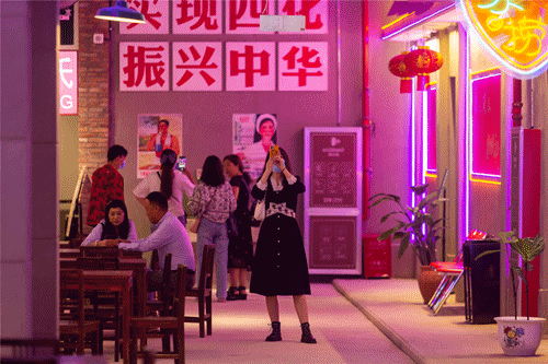 54e1a1a797cb2d436d332810b605c26e.gif