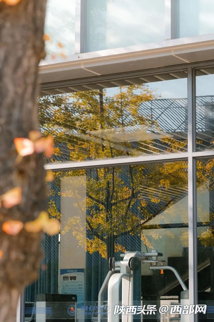 正在上传... ddb2cbbec018159db0be7ef506605c6a.jpeg