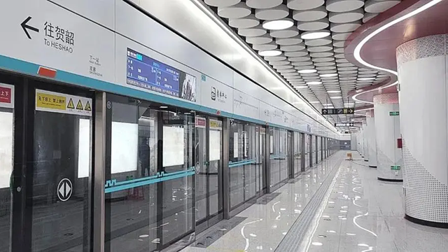 西安地铁8号线贞观路站至市图书馆站区间双线隧道贯通