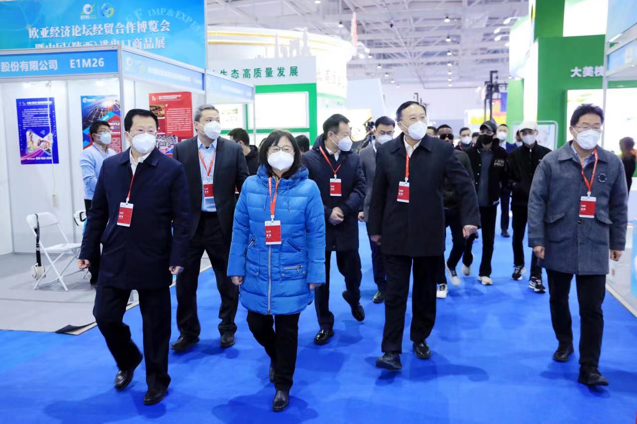 正在上传... dfd64680cf67ae83f0be8aa1b58e6ca6.jpg