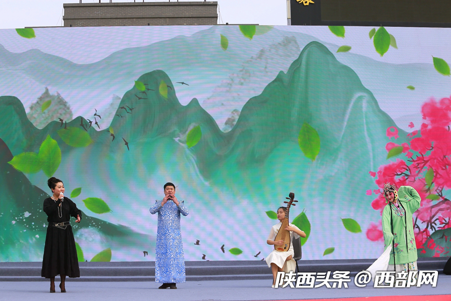 正在上传... 41b3c877ba69005e77582d7935f9e91c.png