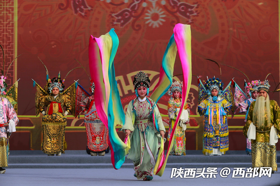 正在上传... ff73107c6e78708852ce2c8cf29ea7de.png