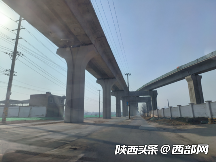 b9fce15cbcd485aa5ca9f88f16e8ea80.png