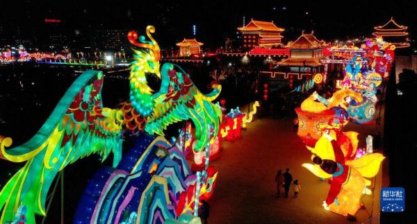 瞰西安灯火未央