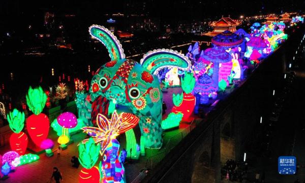 瞰西安灯火未央