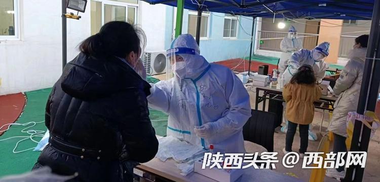 正在上传... 2f13bde596860fbfbdf1b30e492154f2.jpg