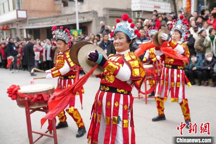 千年古村落山西省运城市新绛县泉掌村热闹非凡。 武俊杰 摄 千年古村落山西省运城市新绛县泉掌村热闹非凡。 武俊杰 摄