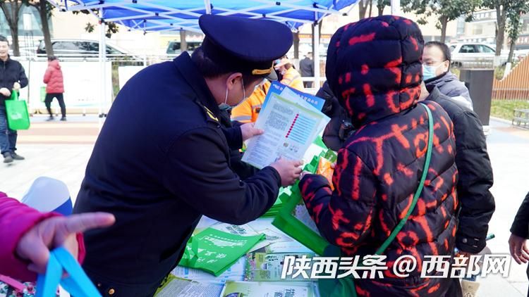 正在上传... 41392fd13b88214d9305fe36bd7d2890.jpeg