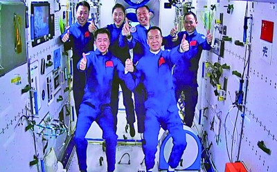“期待再次出征，飞向更深更远的太空”
