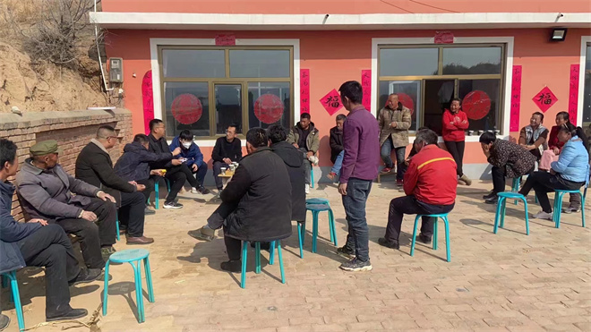 榆林市靖边县黄蒿界镇:“土味”宣讲进农户 家常话“拉”大道理_fororder_现场 (3)