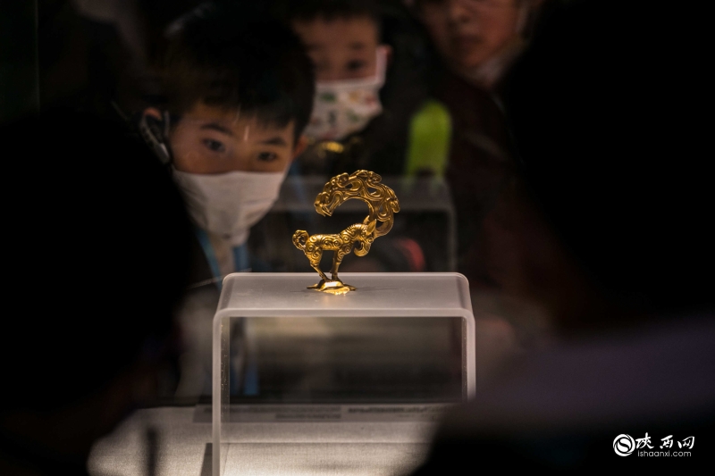 战国至西汉丨金怪兽（一级文物）
