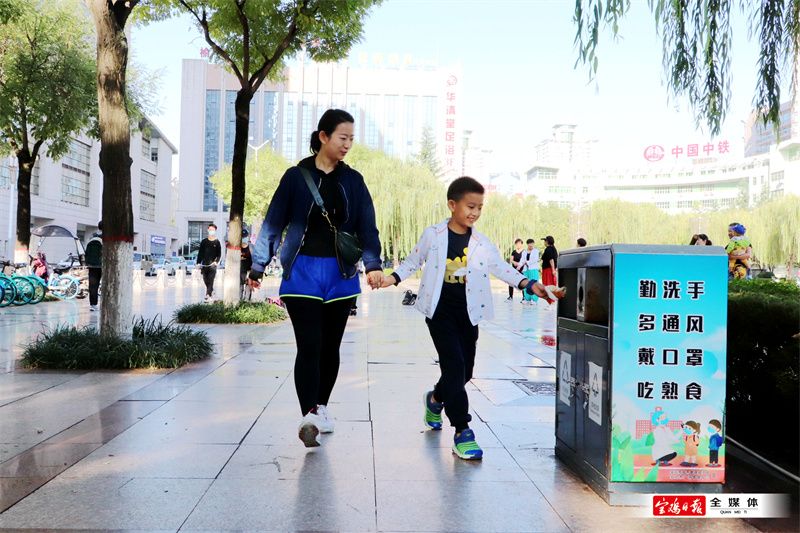 正在上传... 126a738c9129aae3d09820d43d7ef64b.jpeg