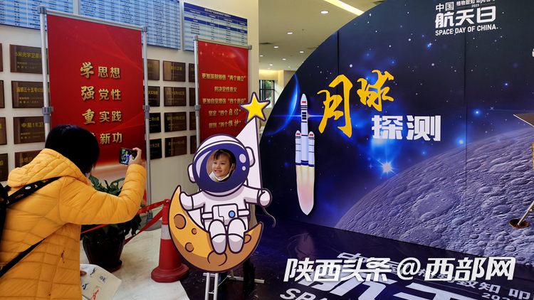 正在上传... bba8fa4e9fb5b6d3f0e6f7339f909fdb.png