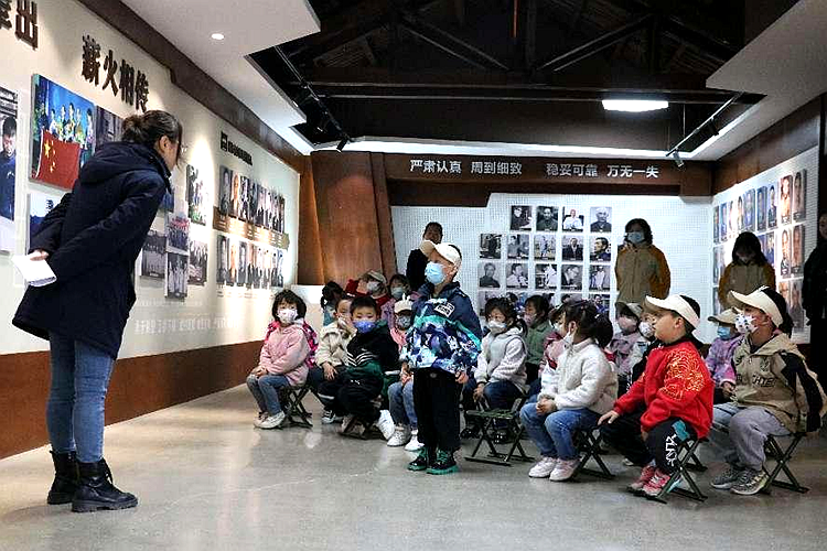 正在上传... 7f1d81b2d1c55cabe7f2990750cf7eb0.png