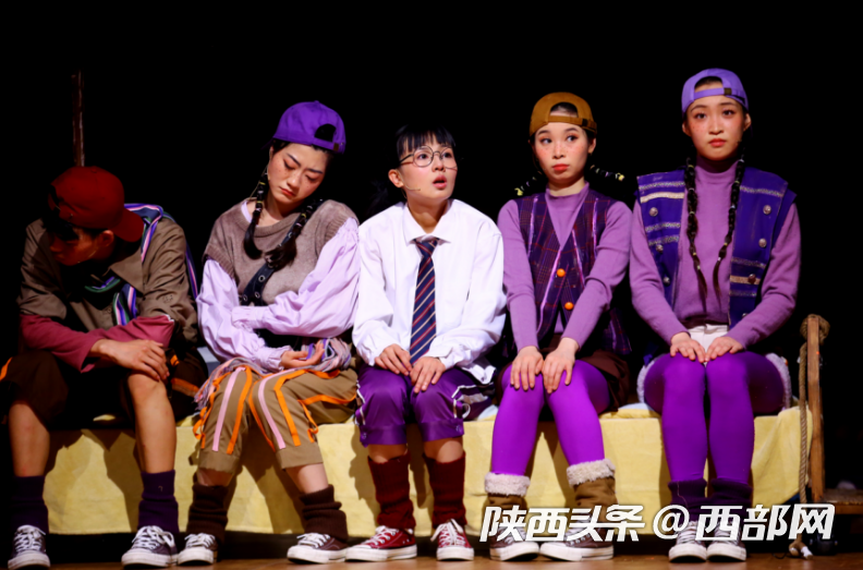 正在上传... 32cea809a472e935d637bb2c6ef337b3.png