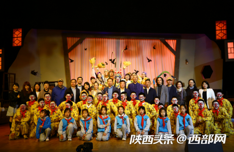 正在上传... a2ae3b8db2ea9bd8098e6f0c0434d6fe.png