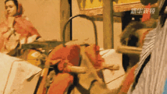 7a9c2bdc7e553d6fdd3b9ef129a68a11.gif