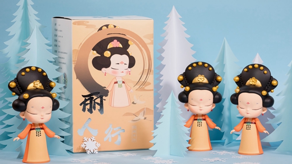 大足石刻文创园与重庆歌舞团开发文创衍生品“丽人行”国潮手办，荣获中国工艺美术文化创意大赛金奖。匠遍布全国各地。大足区委宣传部供图 华龙网发